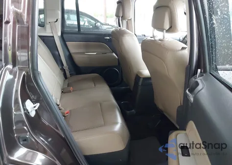 2014 Jeep Compass Latitude из США, поврежденный, VIN 1C4NJCEB5ED691041